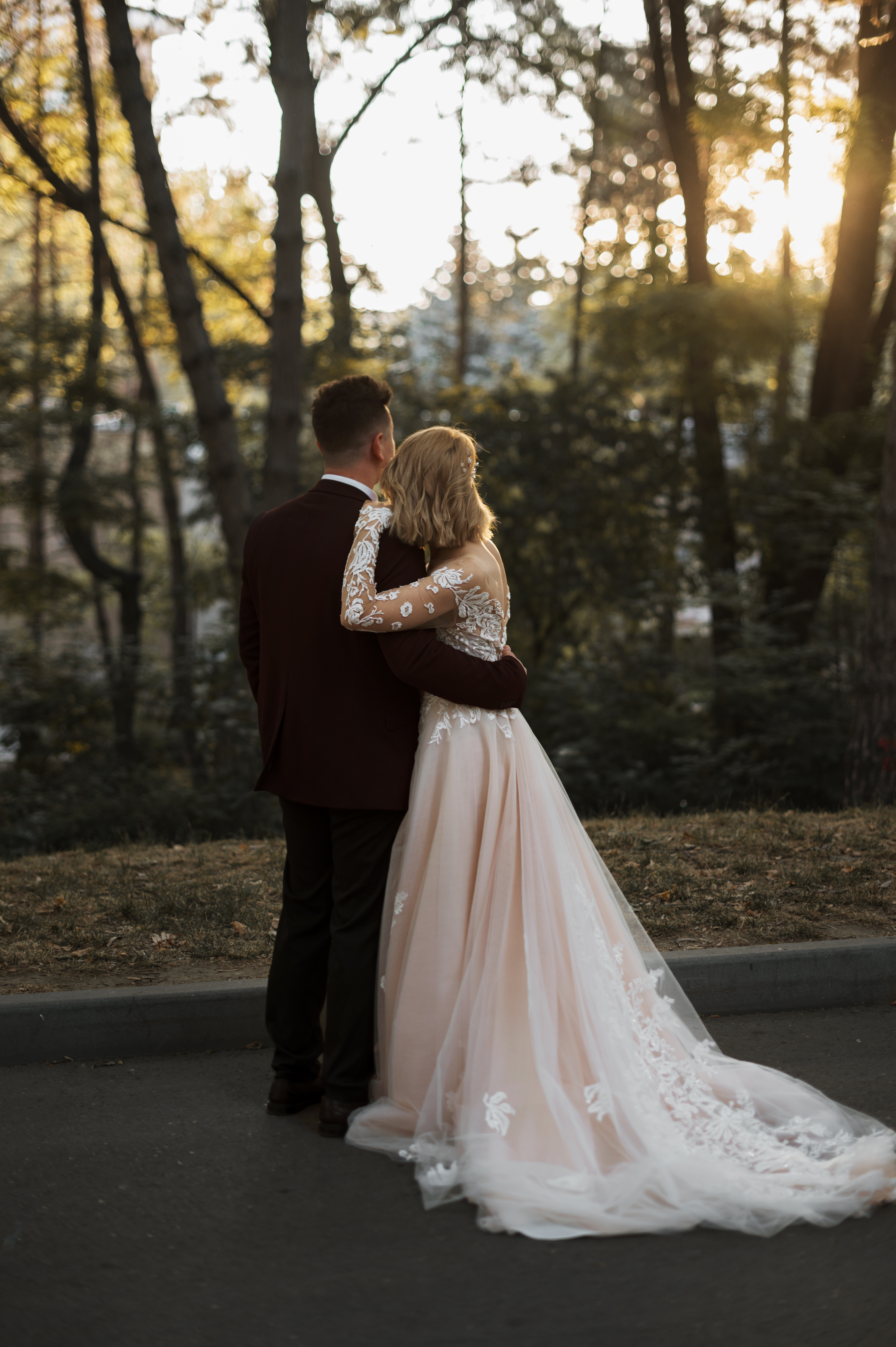 Fotos von Brautpaaren während ihrer Hochzeit in der Schweiz